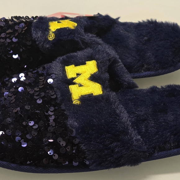 FOCO Women's NCAA University of Michigan Ladies Sequin Fashion Slippers - Picture 3 of 5